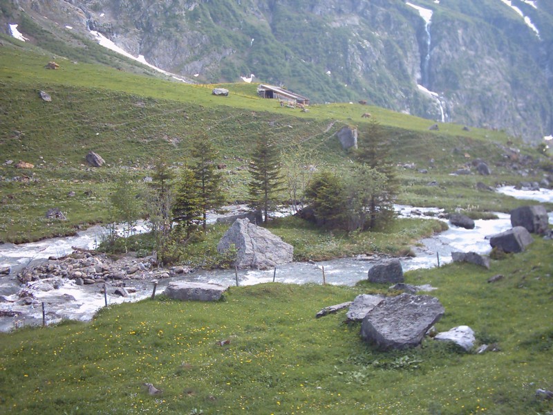 Click for original image 1059k 2048x1536