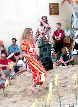 Endless summer on the catwalk